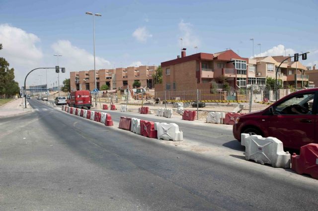 La primera de las rotondas de Ronda Ciudad de La Unión estará acabada en los próximos días - 5, Foto 5