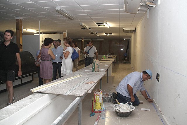 Las obras de acondicionamiento de la nueva sede de la plaza de abastos finalizan la semana que viene - 1, Foto 1