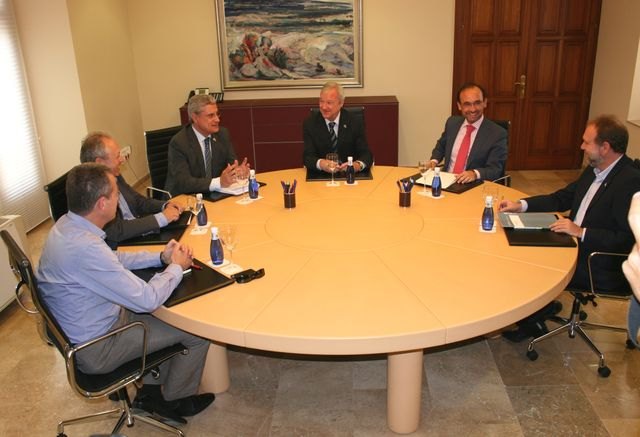 La Comunidad y los agentes sociales definen la estructura y el contenido de la nueva fase del dialogo social - 1, Foto 1