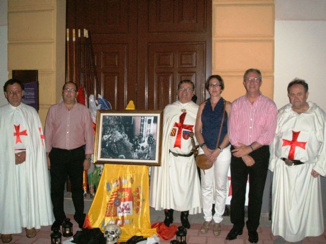 Una fotografía de la virgen preside la IX Guardia Templaria - 1, Foto 1