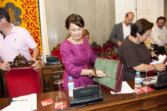 El pleno municipal aprueba los presupuestos para 2011 - 2, Foto 2