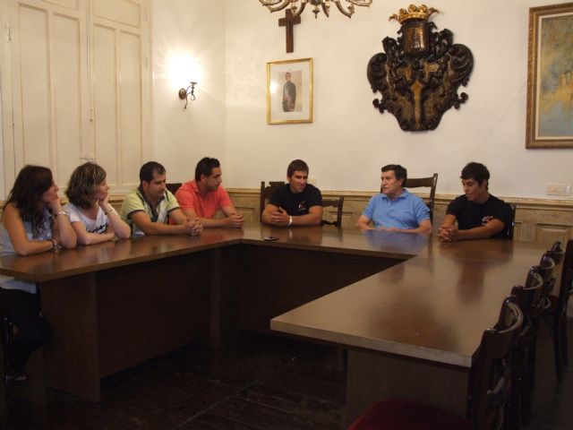 Caluroso recibimiento al Campeón del Mundo - 1, Foto 1