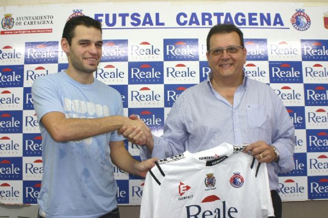 Nacho firma por el Reale Cartagena para las próximas tres temporadas - 1, Foto 1