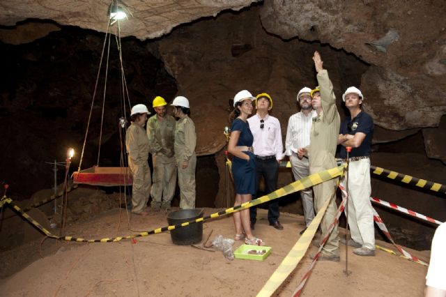 400 nuevos fósiles y dos piezas humanas se añaden a la colección de las excavaciones de Cueva Victoria - 1, Foto 1