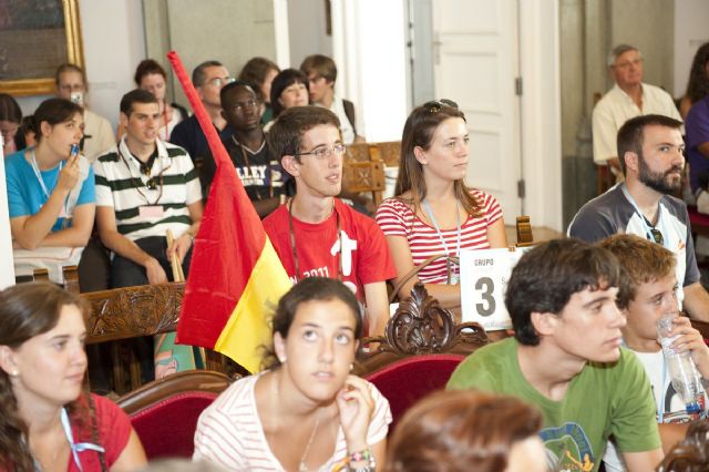 El Palacio Consistorial recibe a 170 jóvenes eslovenos de camino a la Jornada Mundial de la Juventud - 4, Foto 4