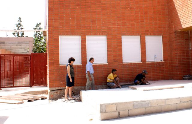 El Ayuntamiento de Puerto Lumbreras realiza obras de acondicionamiento y mejora en los colegios del municipio durante el verano - 2, Foto 2
