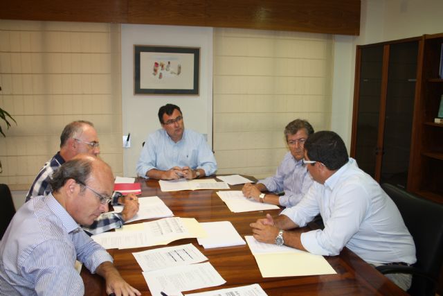 La Comunidad y el Colegio de Economistas trabajan en un Plan Internacional de Captación de Inversiones para Lorca - 1, Foto 1