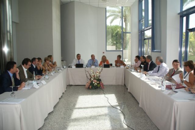 Cuarta reunión de la comisión interministerial para la gestión del Plan Lorca - 1, Foto 1
