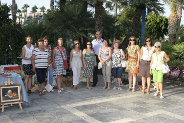 Un 'Mercadillo solidario' recaudará fondos para los damnificados de los terremotos de Lorca - 1, Foto 1