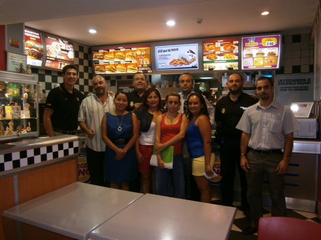 Burger King ayuda a sus trabajadoras afectadas por los terremotos de Lorca - 1, Foto 1