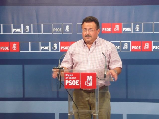 El PSOE pide a Valcárcel que ponga más funcionarios a trabajar para resolver los expedientes de Lorca - 1, Foto 1