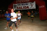 Alta participacin en la carrera nocturna 'Por la vida'