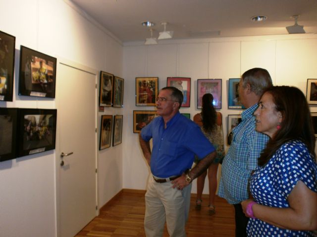 Juan Hernández se alza con el premio a la mejor colección del Concurso Fotográfico Carnaval de Águilas 2011 - 1, Foto 1