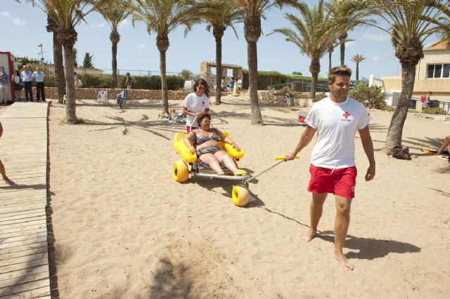 Los puntos de baño adaptado en las playas atendieron a más de 400 personas - 1, Foto 1