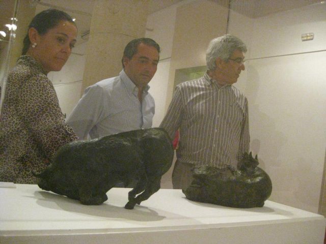 Lola Arcas muestra con sus esculturas distintas escenas del mundo de los toros y del flamenco - 2, Foto 2