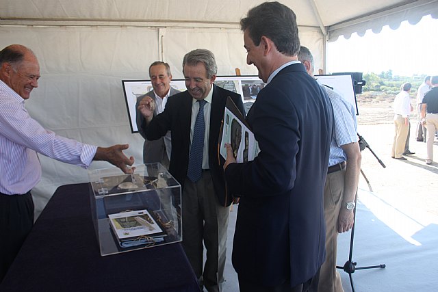 La Comunidad pone la primera piedra de la última depuradora del río Segura - 1, Foto 1