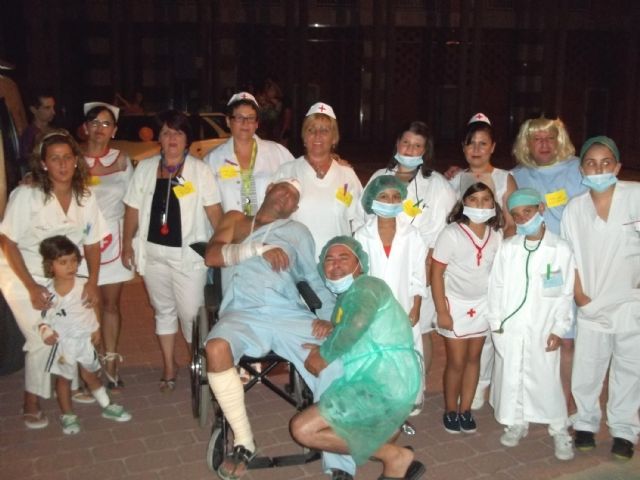 Las fiestas del barrio de Los Rosales de Lorquí se despiden entre disfraces - 2, Foto 2