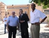 La UCAM acoge al equipo de baloncesto masculino de la Universidad de Stanford
