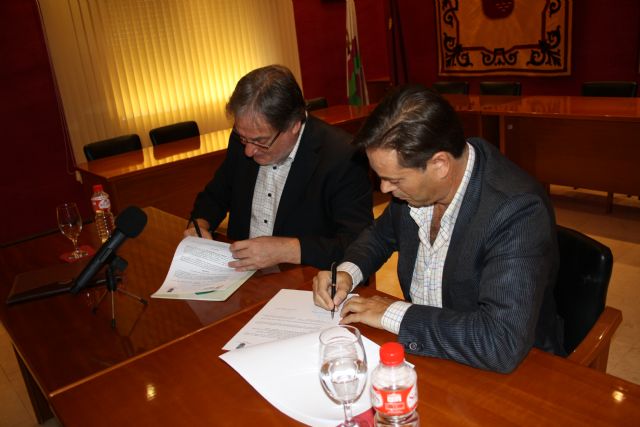 Firma del convenio de colaboración entre el INSS y el Ayuntamiento De Bullas - 2, Foto 2
