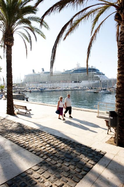 El magistral crucero Celebrity Eclipse atraca en el puerto - 2, Foto 2