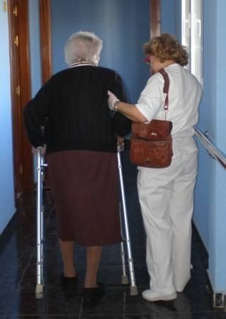Contratarán a 40 personas en paro para formales y trabajar en ayuda a domicilio e instituciones sociales - 1, Foto 1