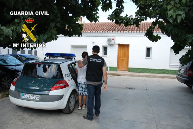 Cinco jóvenes detenidos como supuestos autores de varios robos - 1, Foto 1