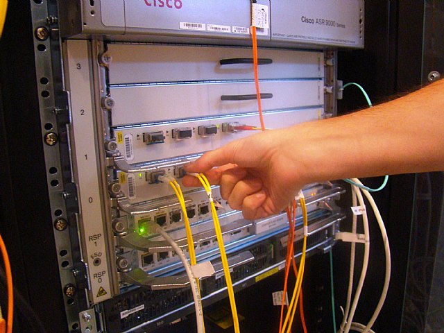 La Comunidad completa la primera conexión interprovincial de 10 gigas por segundo para el intercambio científico - 1, Foto 1