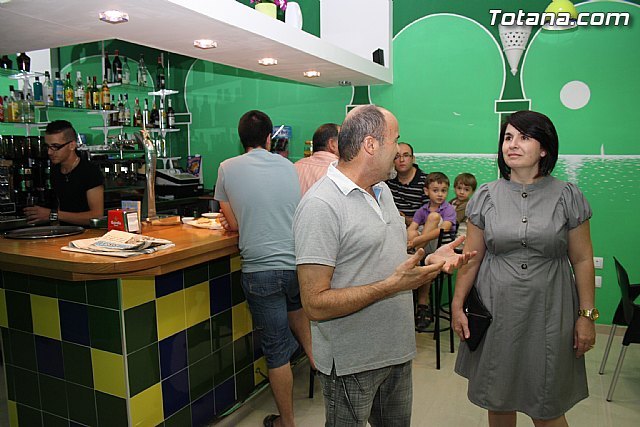 Arte Café acoge una exposición de pintura de Eulalia González, Foto 1