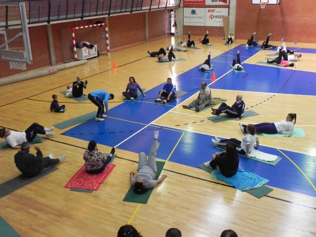 Más de 600 personas con factores de riesgo cardiovascular realizan ejercicio físico dentro del programa Activa - 1, Foto 1