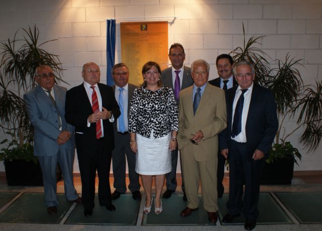 La alcaldesa evoca el “espritu ilusionante” de la constitucin del Ayuntamiento 175 años despus - 4