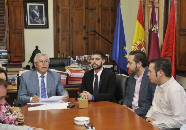 La Universidad de Murcia trabajará con las junior empresas en el fomento del empleo - 2, Foto 2