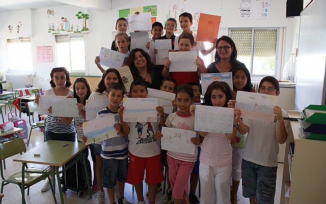 Los escolares del municipio plasman su imagen de San Pedro en poemas, redacciones y dibujos - 1, Foto 1