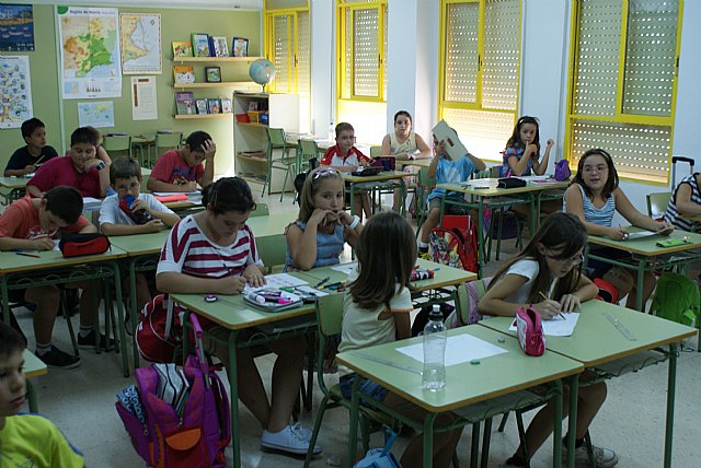 Los escolares del municipio plasman su imagen de San Pedro en poemas, redacciones y dibujos - 4, Foto 4