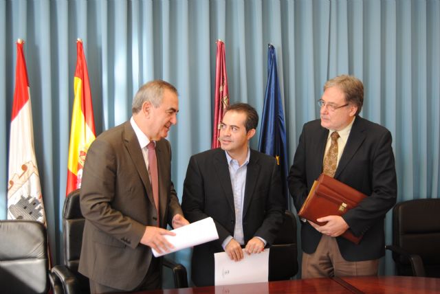 El INSS firma un convenio de colaboración con Lorquí  para acercar sus servicios a la población - 1, Foto 1