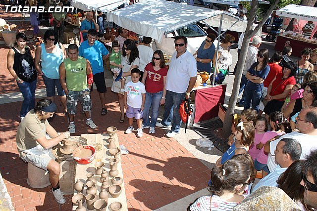 La celebración del Mercadillo mensual Artesano de La Santa se reanuda el próximo domingo 25 de septiembre, Foto 1