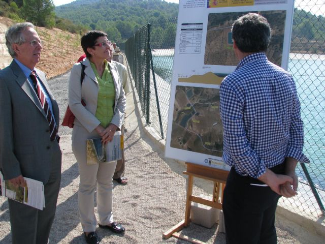 El Gobierno de España facilita a los regantes de Pliego un mejor almacenamiento de sus recursos, Foto 1