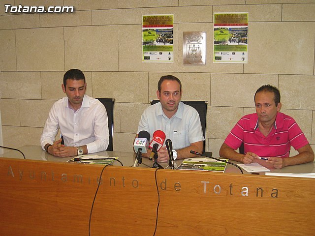 El Club Senderista de Totana organiza el próximo sábado 1 de octubre la 6° marcha solidaria Ciudad de Totana, Foto 1