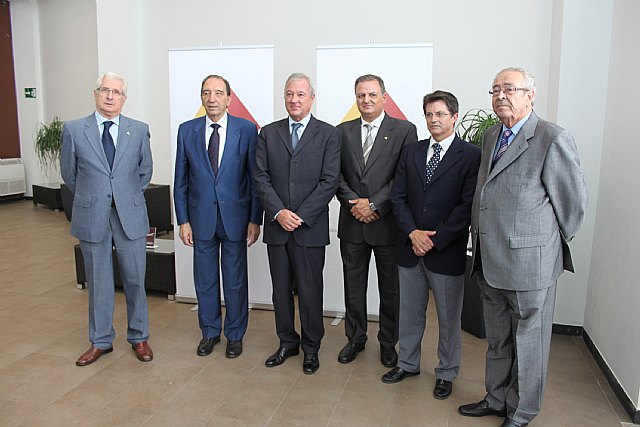 El presidente afirma que la Economía Social se ha convertido en una alternativa laboral muy rentable para los emprendedores - 1, Foto 1