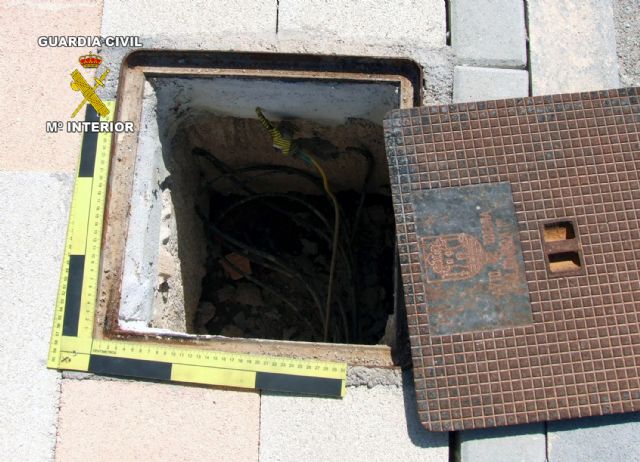 La Guardia Civil ha detenido a cinco personas por la sustracción de cable de cobre, Foto 2