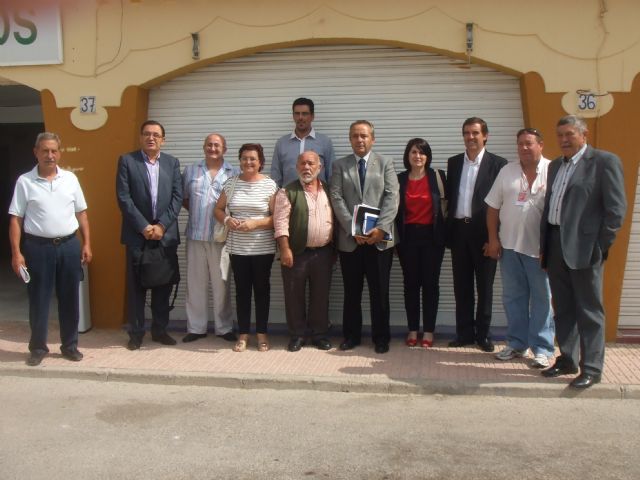 Una delegación de artesanos y políticos catalanes visitó FERAMUR para conocer su modelo de gestión - 1, Foto 1