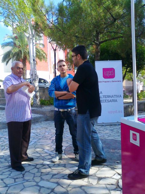 UPyD Caravaca inicia con éxito su apuesta por acercar el ayuntamiento a los ciudadanos - 2, Foto 2