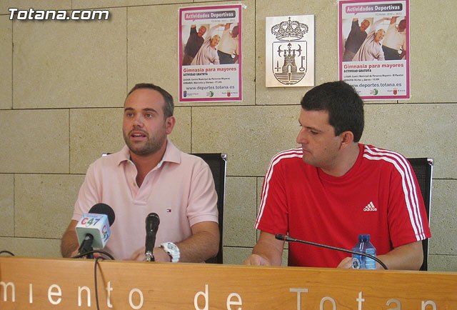 El ayuntamiento inicia el programa gratuito de gimnasia de mantenimiento para mayores y discapacitados, Foto 1