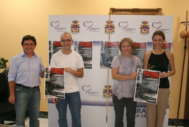 Más de veinte artistas pasarán por el escenario del teatro Thuillier para ayudar a Somalia - 1, Foto 1