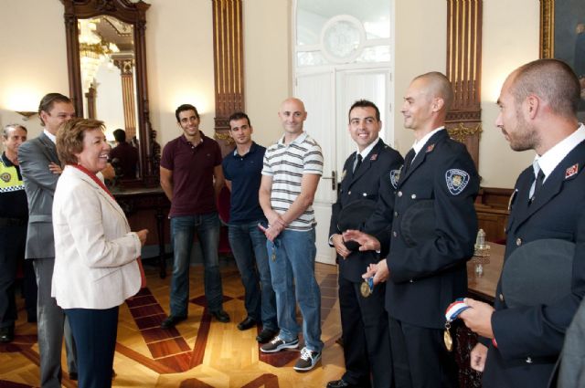 La alcaldesa felicita a los policías y bomberos que compitieron en las Olimpiadas de Nueva York - 1, Foto 1