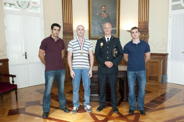 La alcaldesa felicita a los policías y bomberos que compitieron en las Olimpiadas de Nueva York - 2, Foto 2