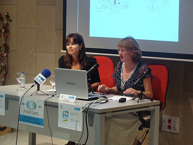 Ingleses y pinatarenses intercambian su visión del municipio en una actividad bilingüe - 2, Foto 2