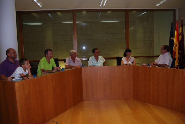 La concejalía de Transportes y Raxi se reúne con la Asociación de Taxistas de Totana - 1, Foto 1