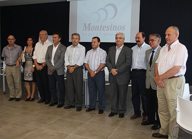 Cerdá califica a la empresa agroalimentaria regional como un ejemplo de estructura productiva y comercial en el sector nacional - 1, Foto 1