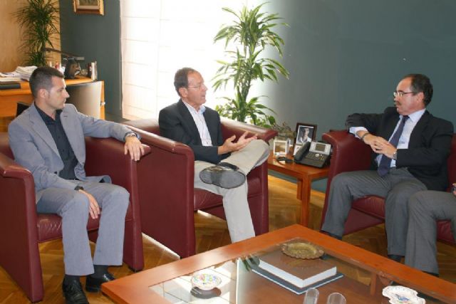 El Alcalde invita a los empresarios de la construcción a aportar su visión de la ciudad en la Comisión de Diseño Urbano - 2, Foto 2