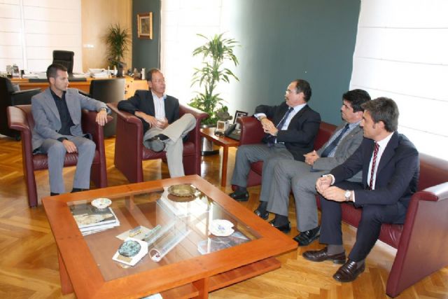 El Alcalde invita a los empresarios de la construcción a aportar su visión de la ciudad en la Comisión de Diseño Urbano - 3, Foto 3